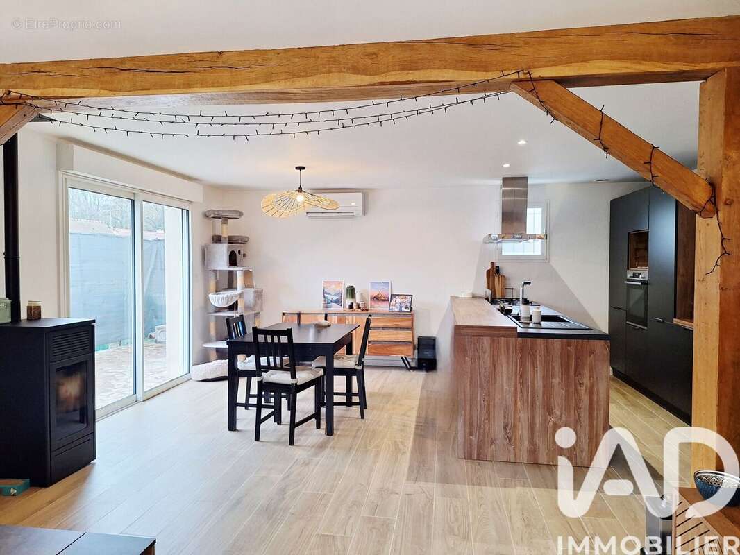 Photo 5 - Maison à MORIGNY-CHAMPIGNY