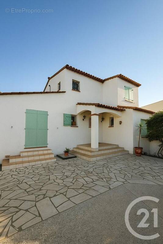 Maison à VILLELONGUE-DE-LA-SALANQUE