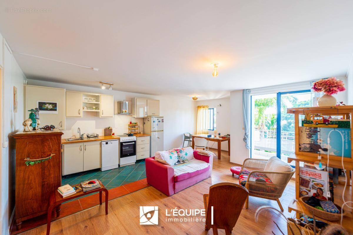 Appartement à SAINT-DENIS