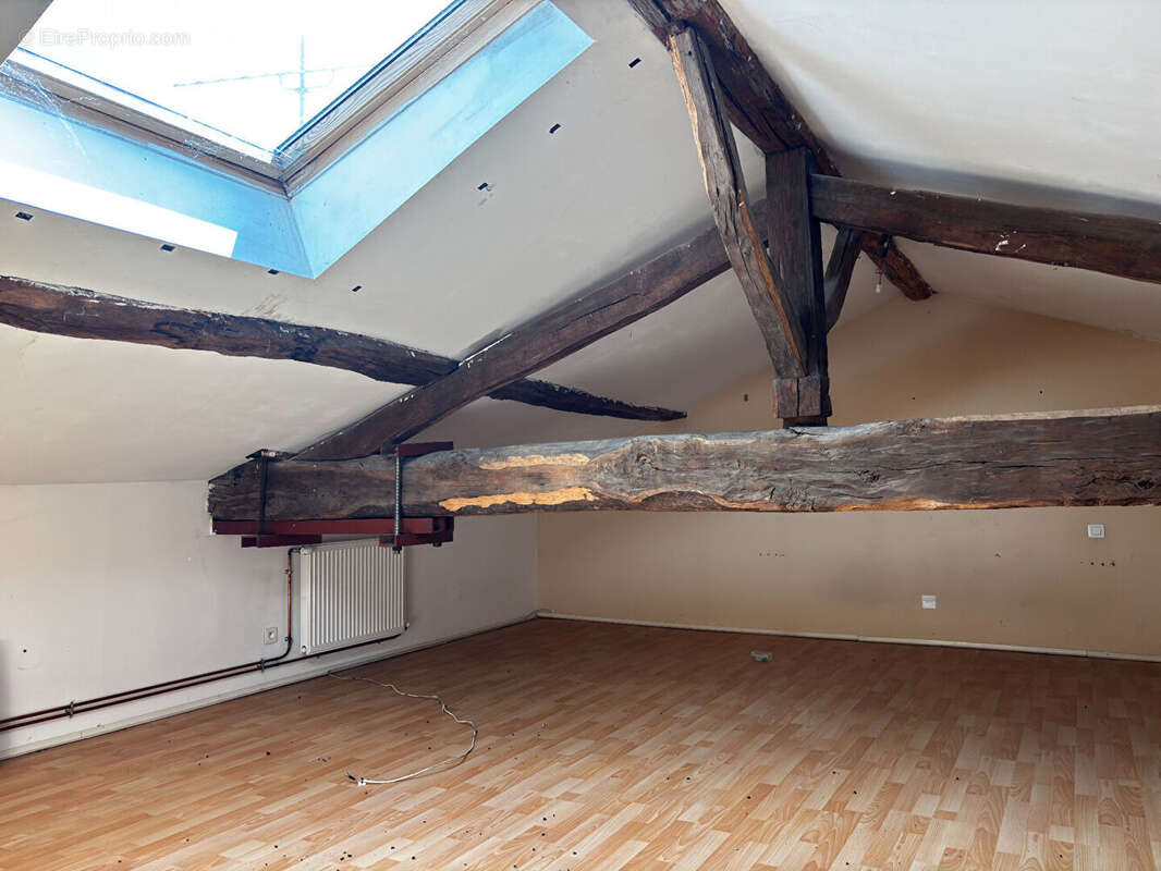 LANTIGNIE - Maison 5 pièces, 132 m², avec studio indépendant et grand terrain - photo 8