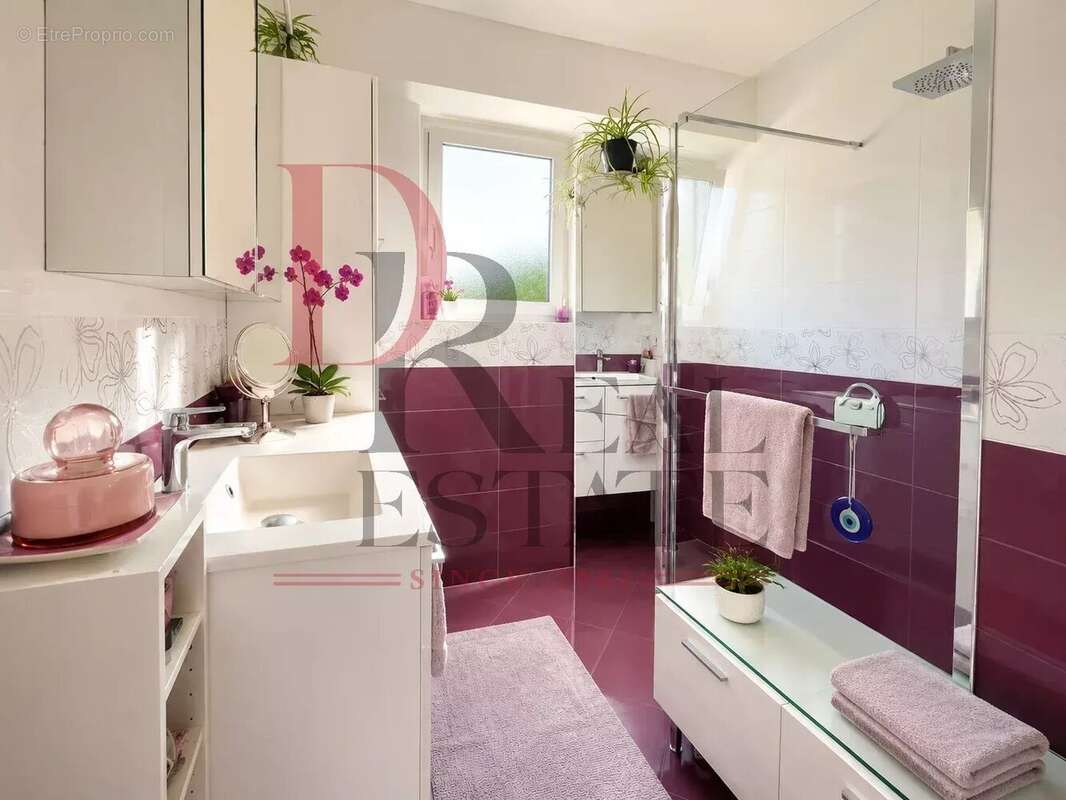 Appartement à LE CANNET