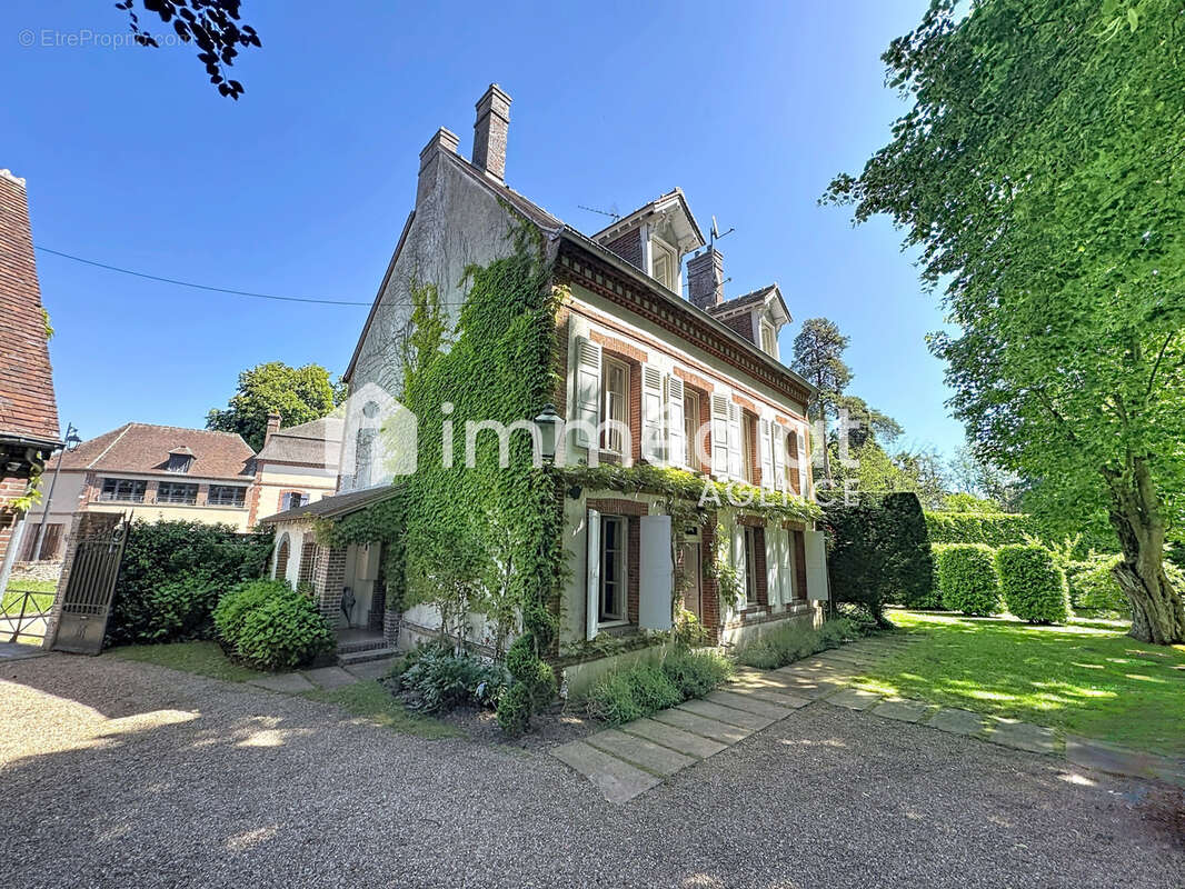 Maison à TILLIERES-SUR-AVRE