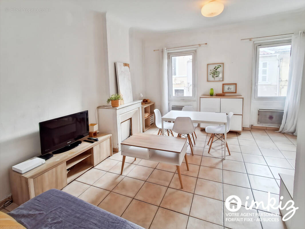 Appartement à MARSEILLE-5E