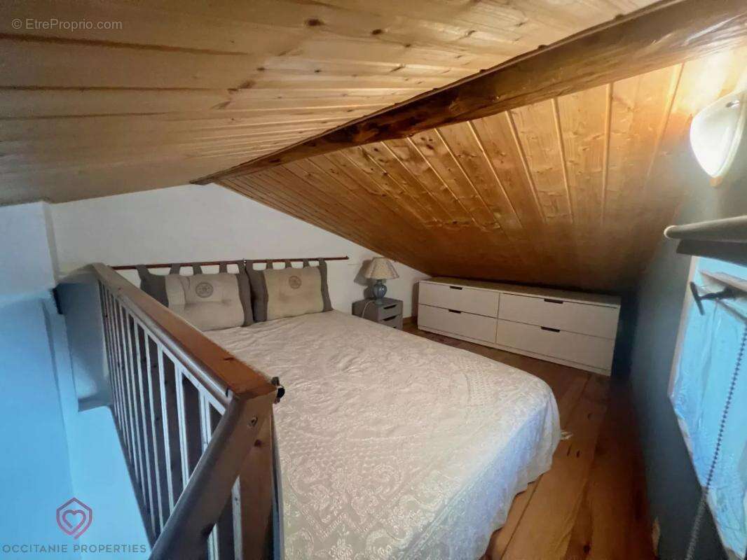 Maison à SAINT-PIERRE-DE-RIVIERE