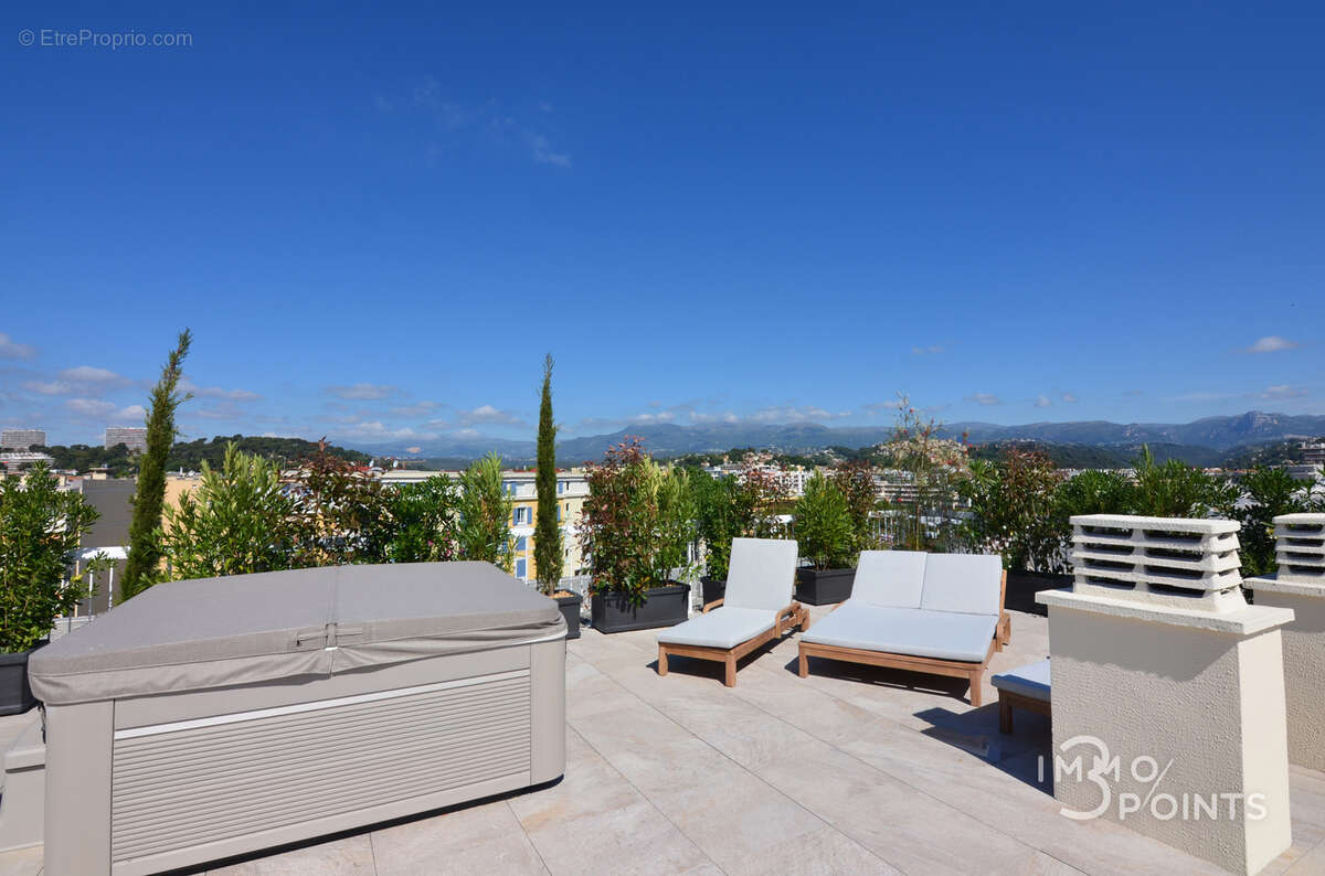 Appartement à CAGNES-SUR-MER