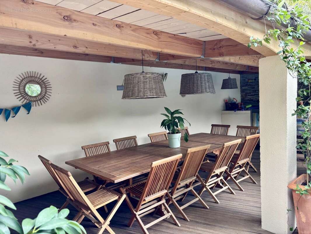 Maison à LES ANGLES