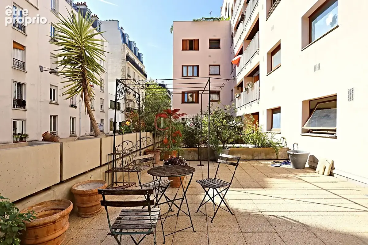 Terrasse / refait a neuf / ensoleille - photo 2