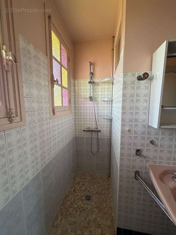 Brou proche centre, 5 chambres - photo 9