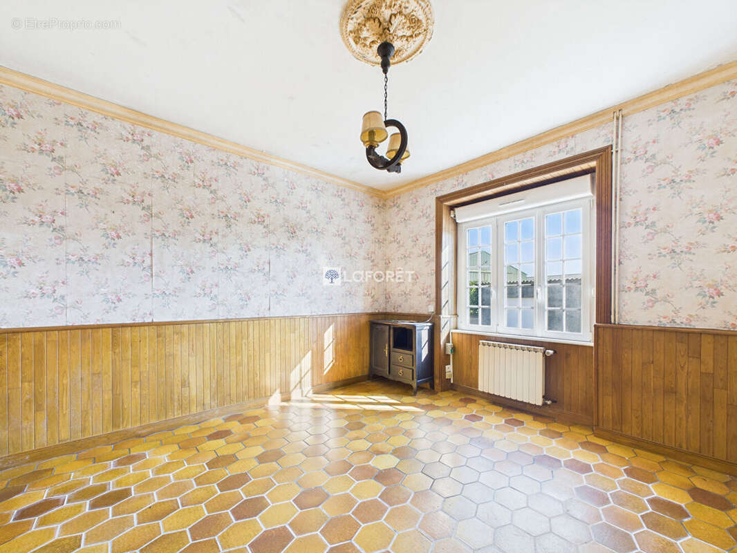 Maison à BRIEC