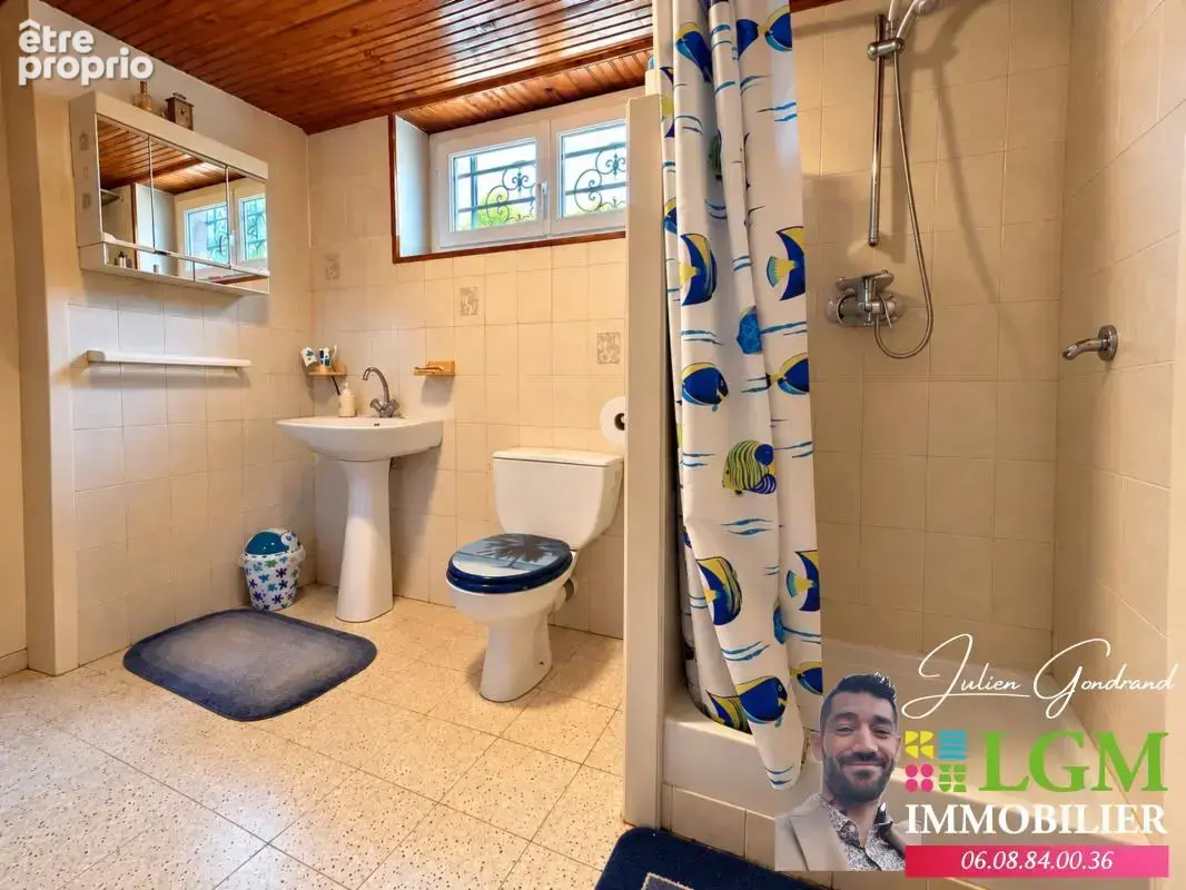 Maison de 132,62 m² avec piscine et terrain divisible et constructible de 1 374 m² à Rodilhan  - photo 15