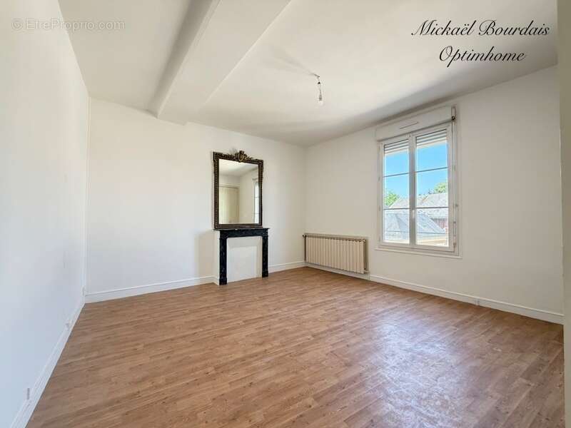 Appartement à LE LUDE