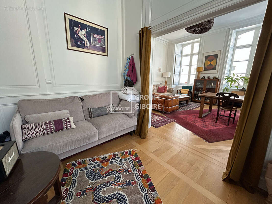 A vendre *exclusivite giboire*rennes centre historique avec ascenseur - appartement rennes 4 pièce(s) 80 m2 - photo 8