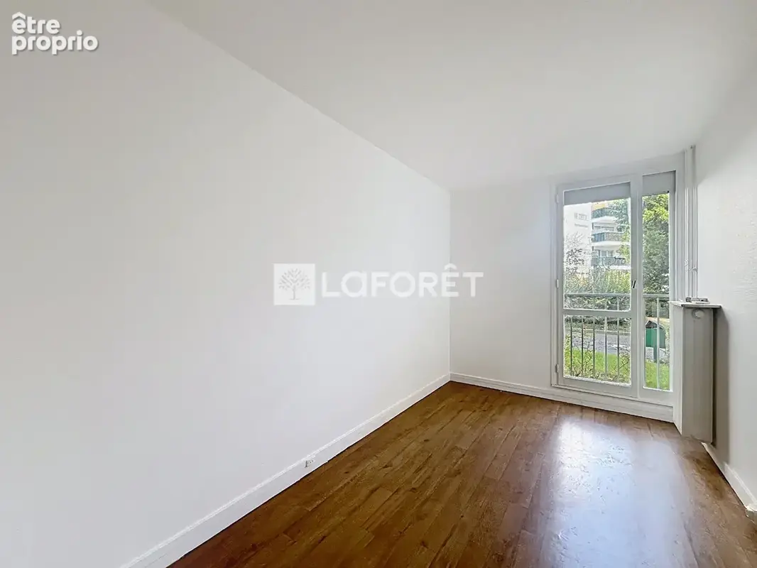 Appartement Villejuif 5 pièce(s) 85.48 m2 - photo 11