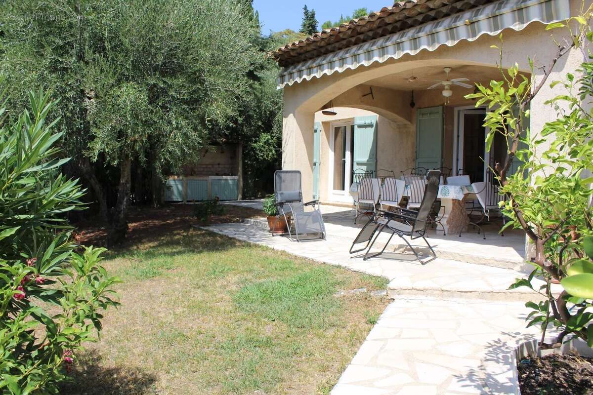 GRASSE St François, belle villa 5 Pièces en excellent état - photo 22