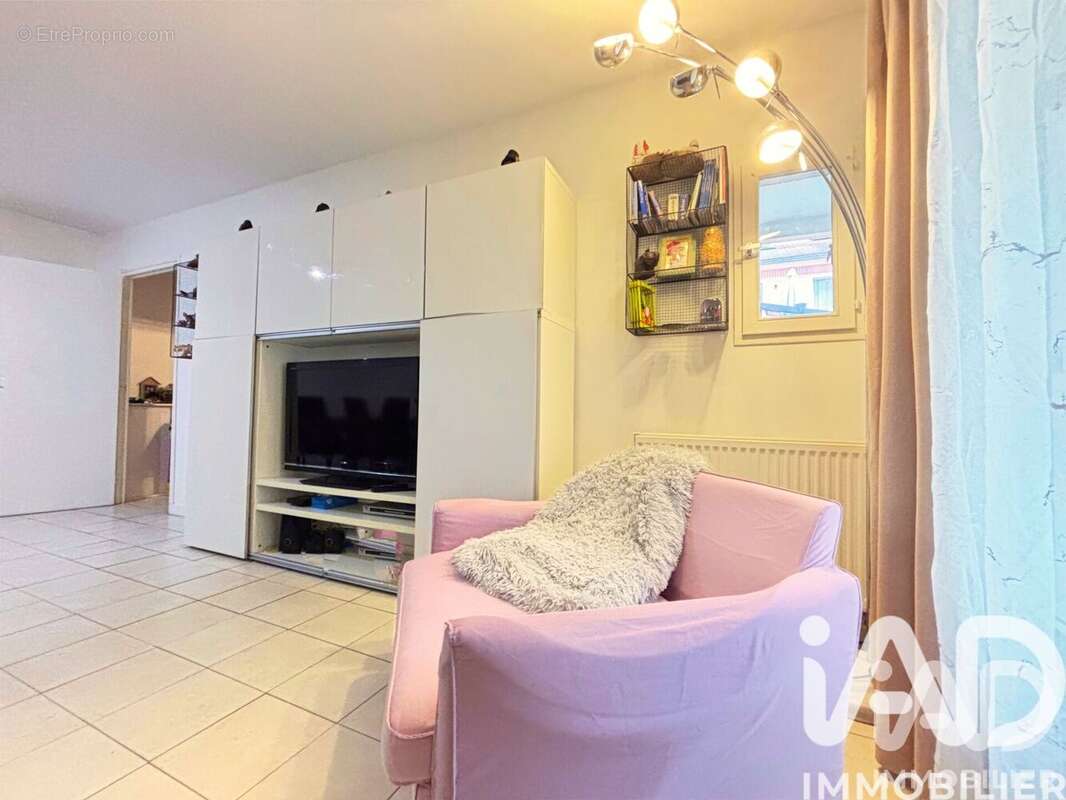 Photo 2 - Appartement à BOISSY-SAINT-LEGER