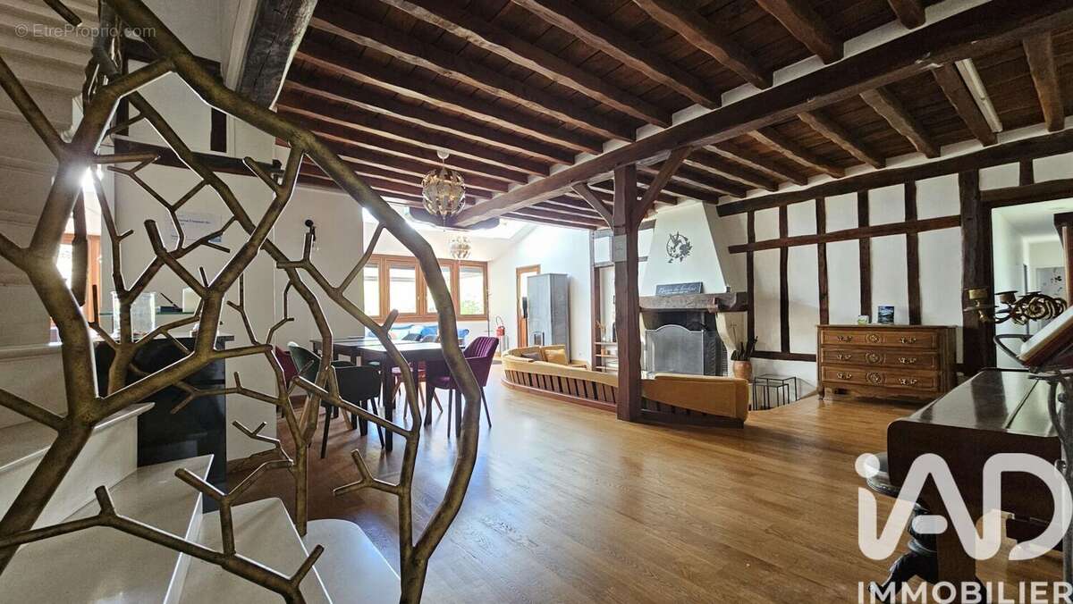 Maison 357 m² à Le Mesnil-Theribus  - photo 5