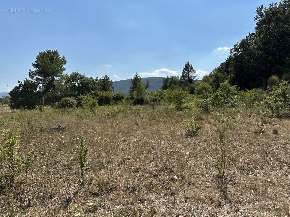 Terrain à GONFARON