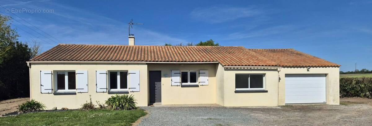 Maison à SAINT-MATHURIN