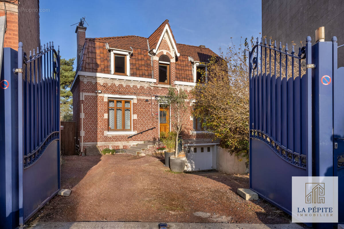 Maison à VALENCIENNES