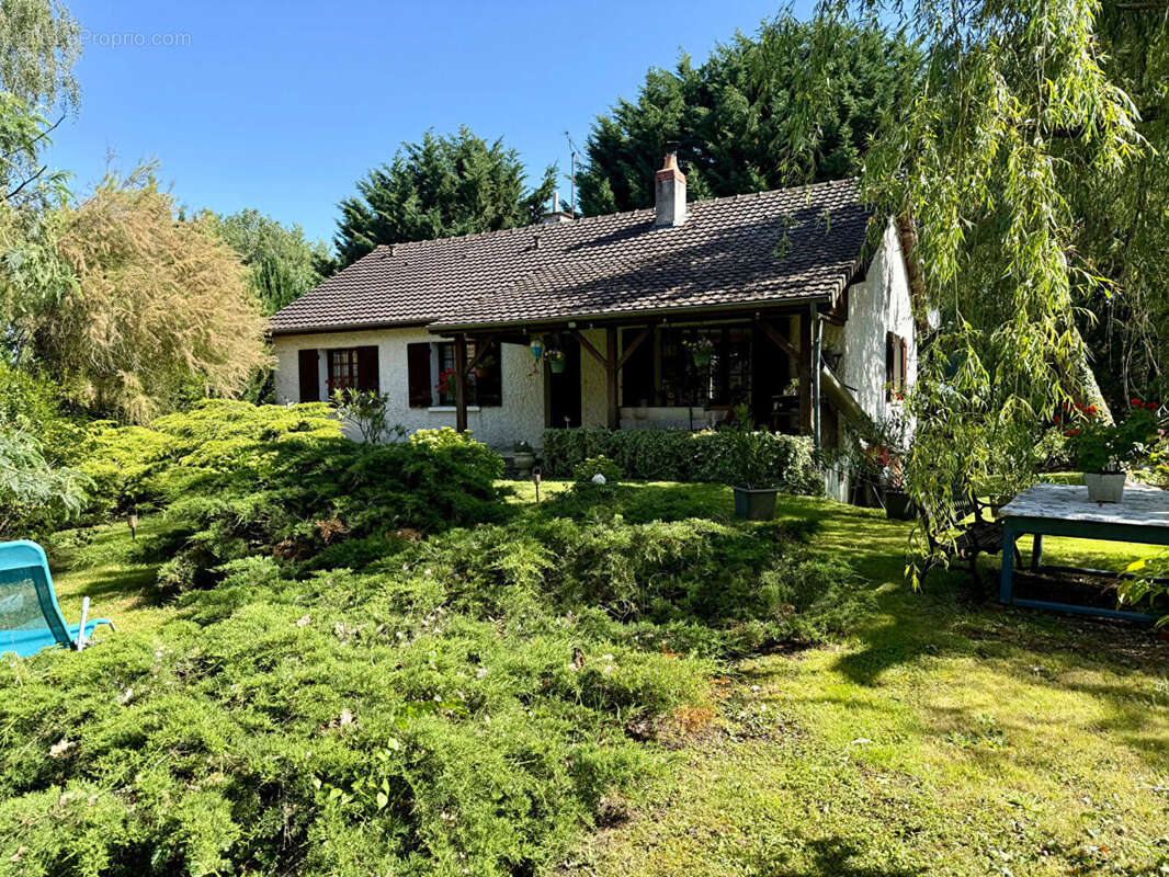 Maison à CUSSAY
