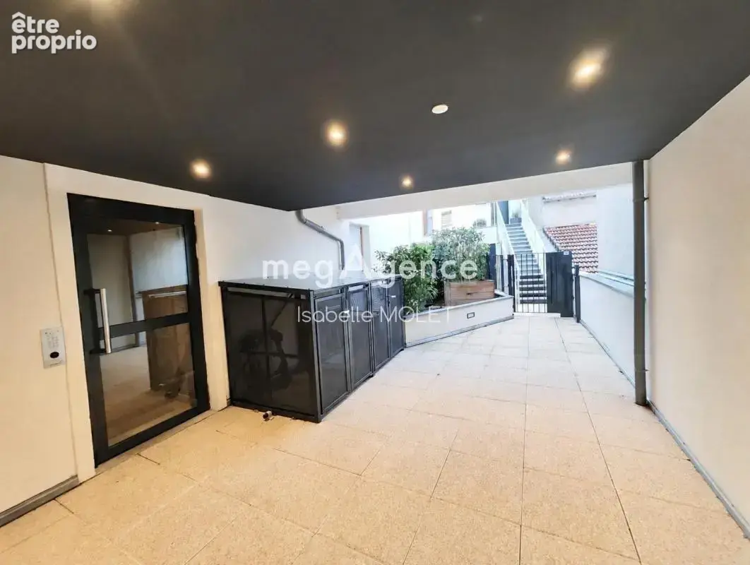 Appartement 4 chambres, deux terrasses, jardin, box - photo 15