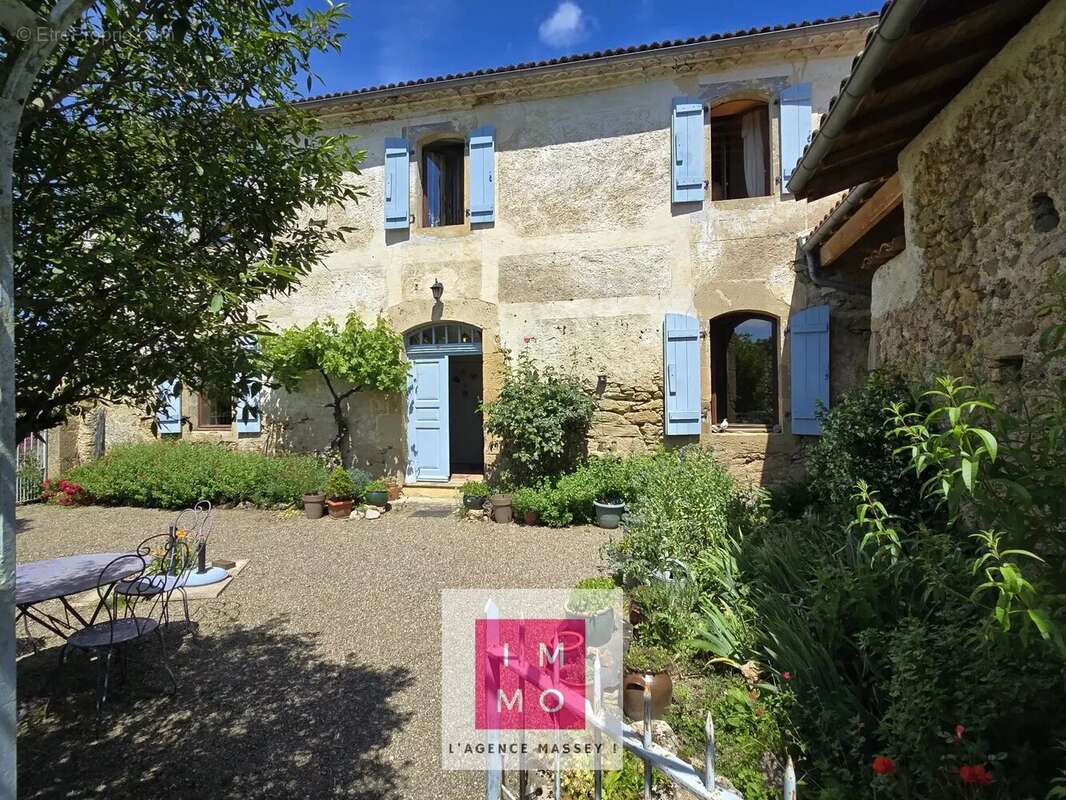 Maison à RABASTENS-DE-BIGORRE