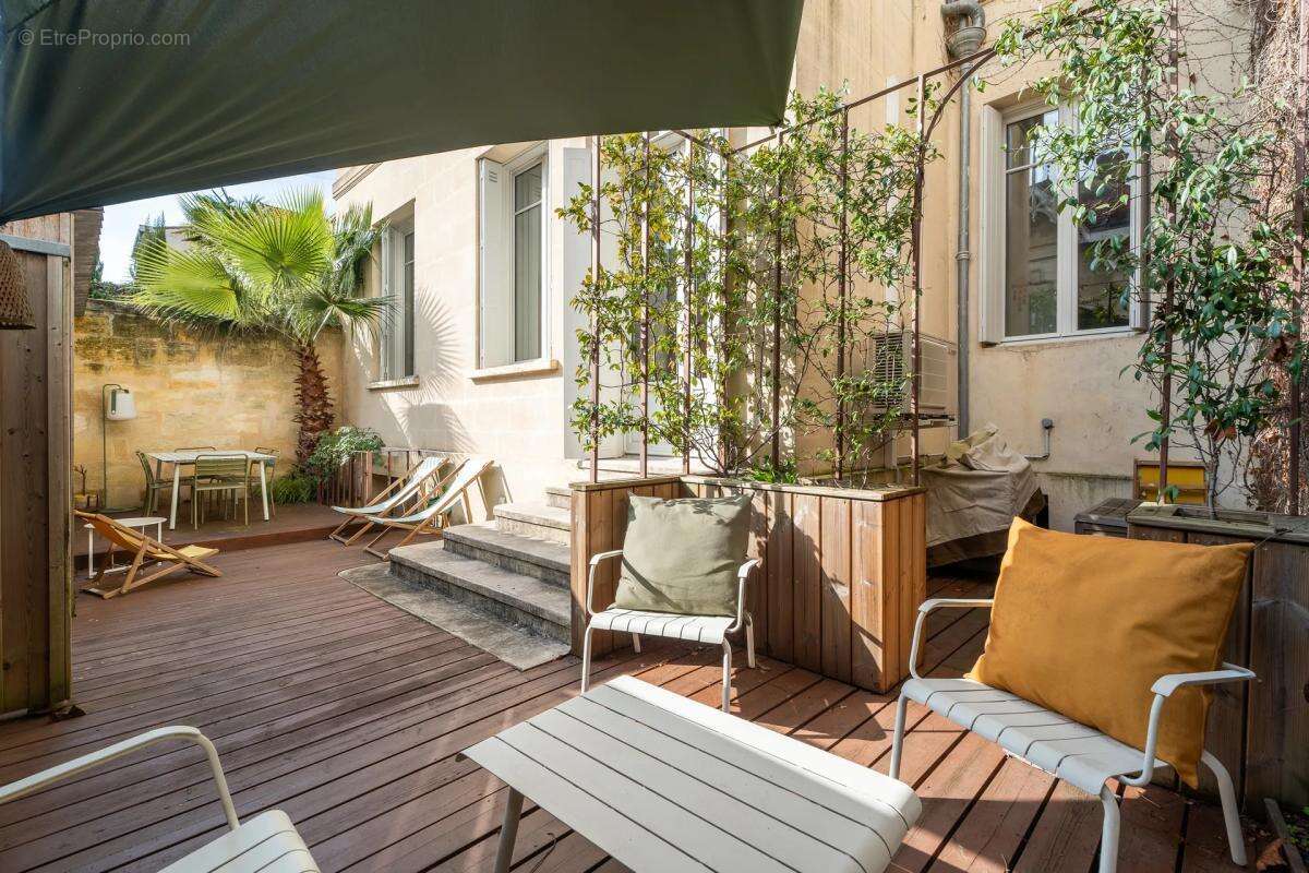 Appartement à BORDEAUX