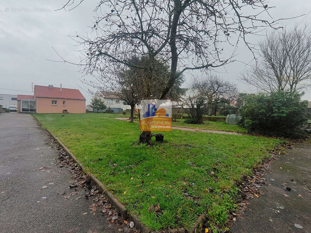 Maison à BOUGUENAIS