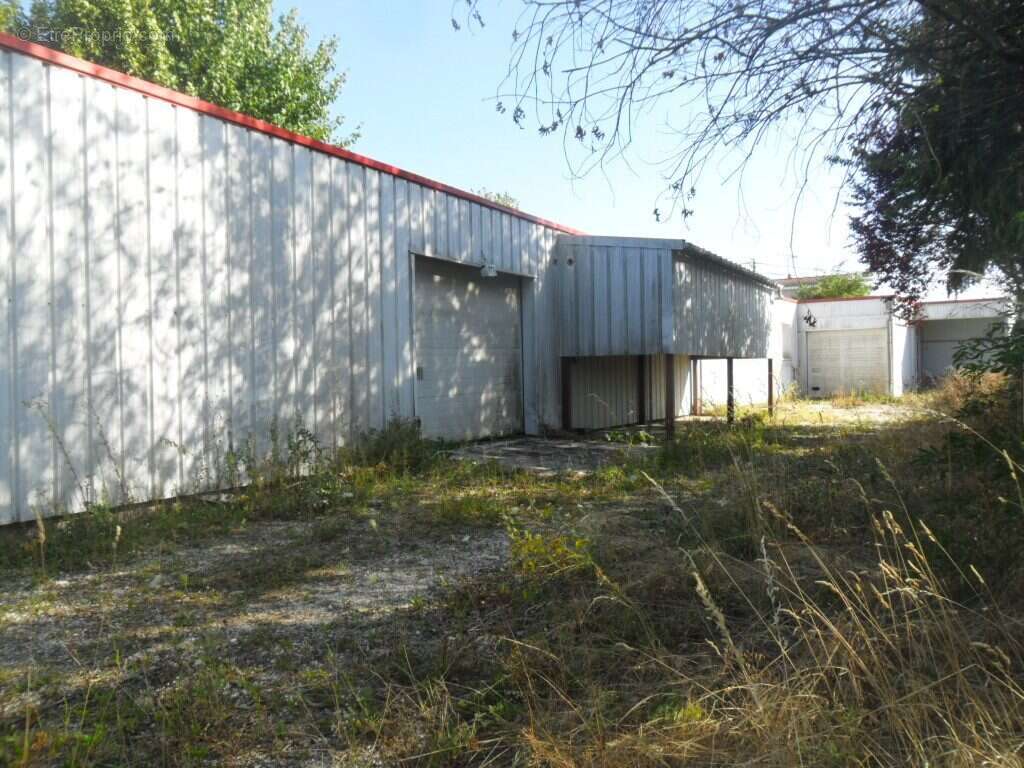 Commerce 790 m² à Colombey-Les-Belles  - photo 2