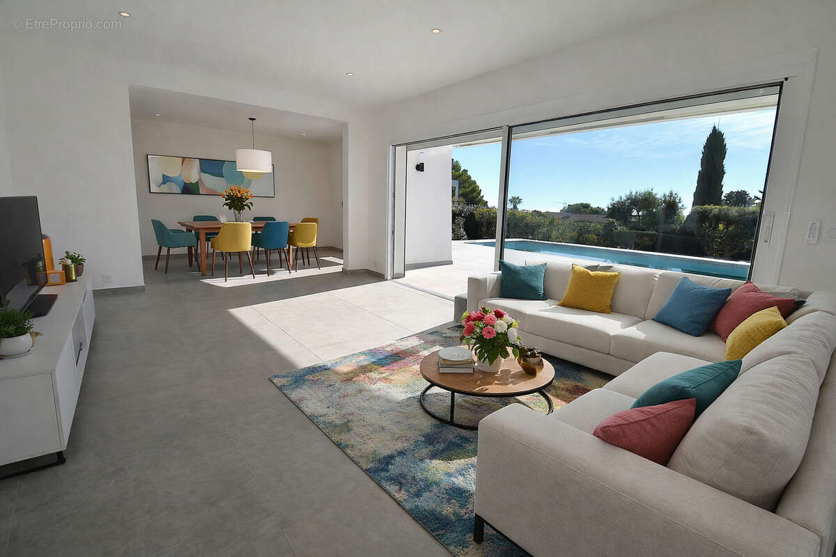 Maison à SAINT-RAPHAEL