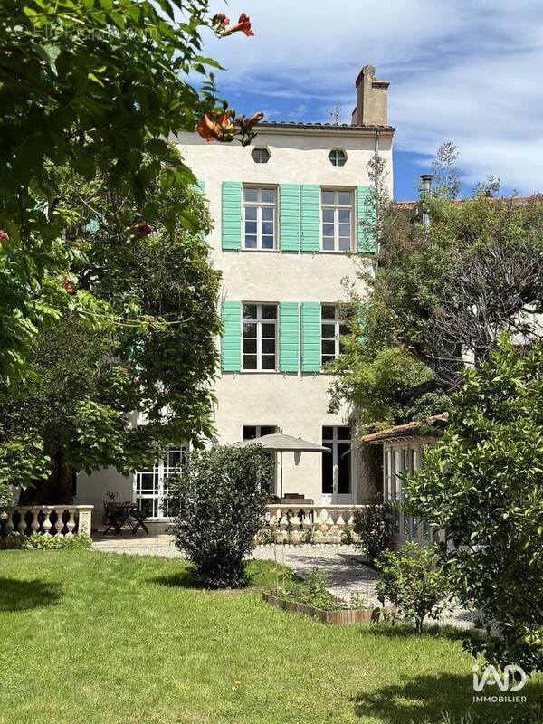 Photo 1 - Commerce à PRADES