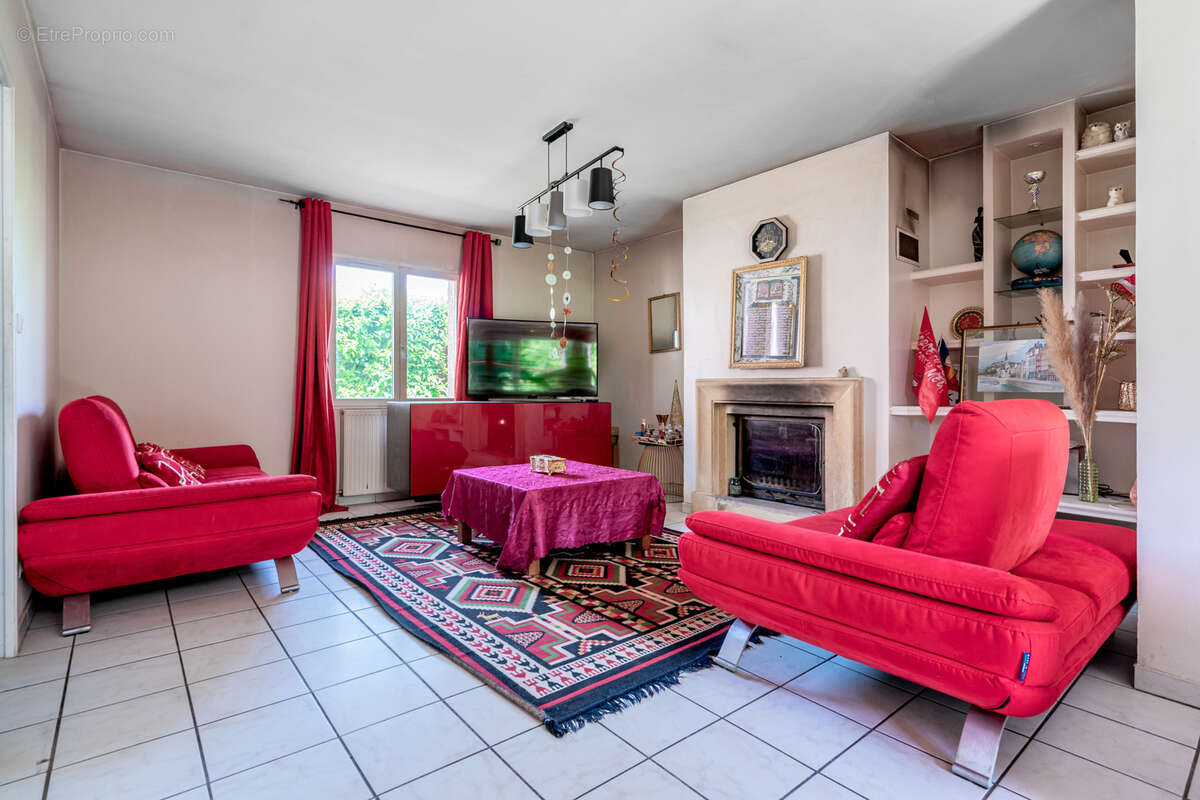 Maison à VILLEFONTAINE