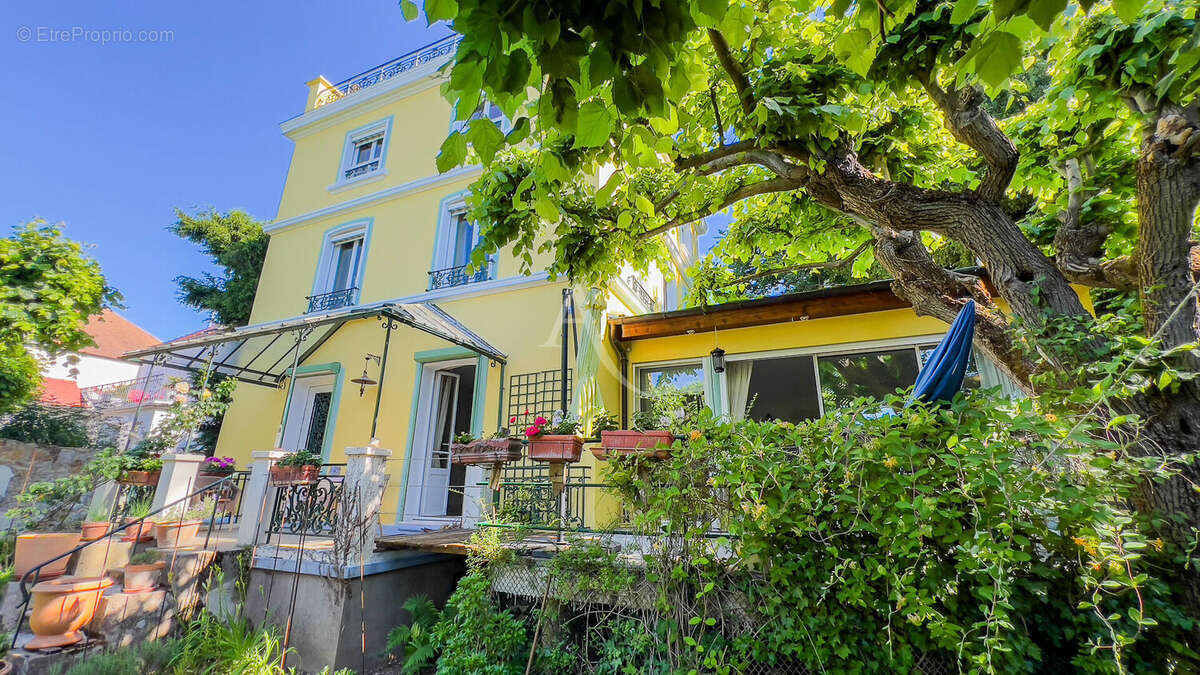 Maison à MONTGERON
