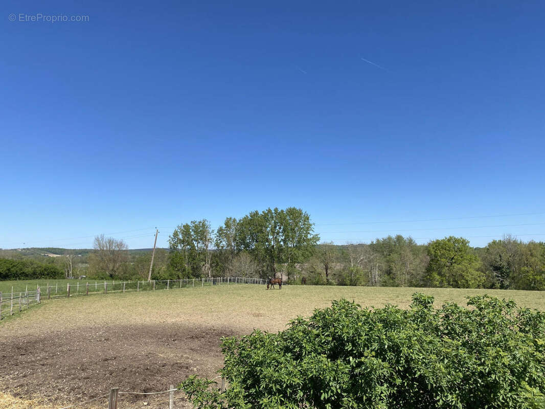 view and land - Maison à SAINT-PRIVAT-DES-PRES