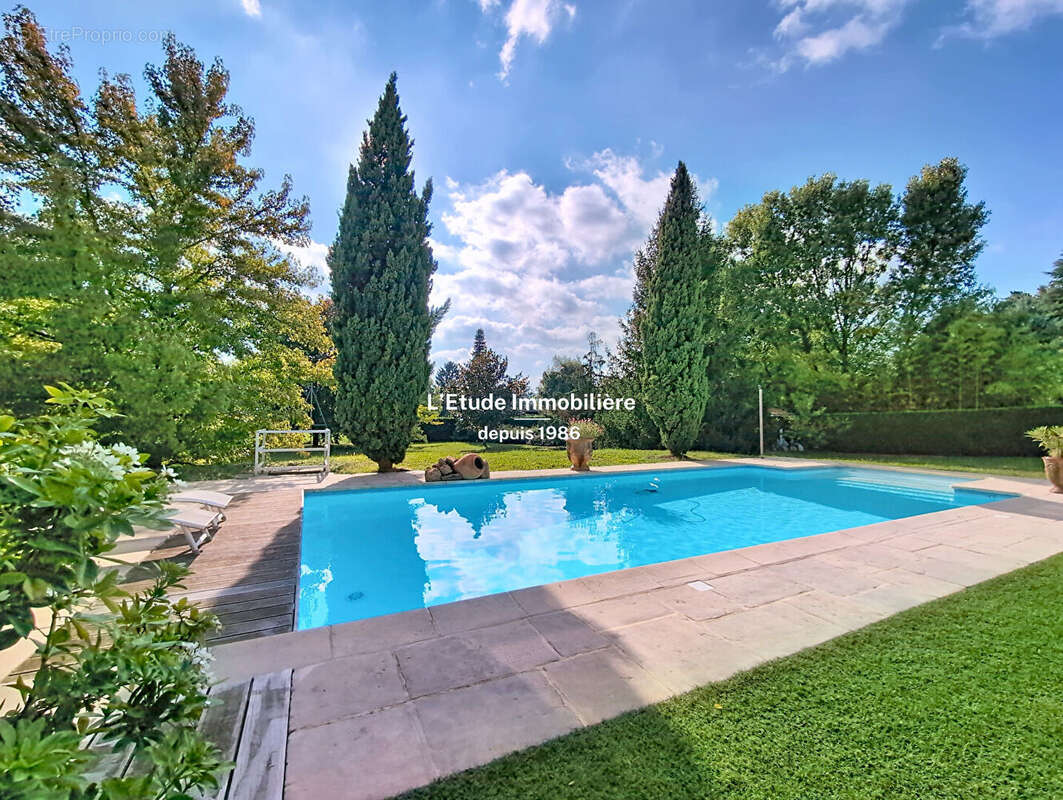 Maison à FONTAINES-SAINT-MARTIN