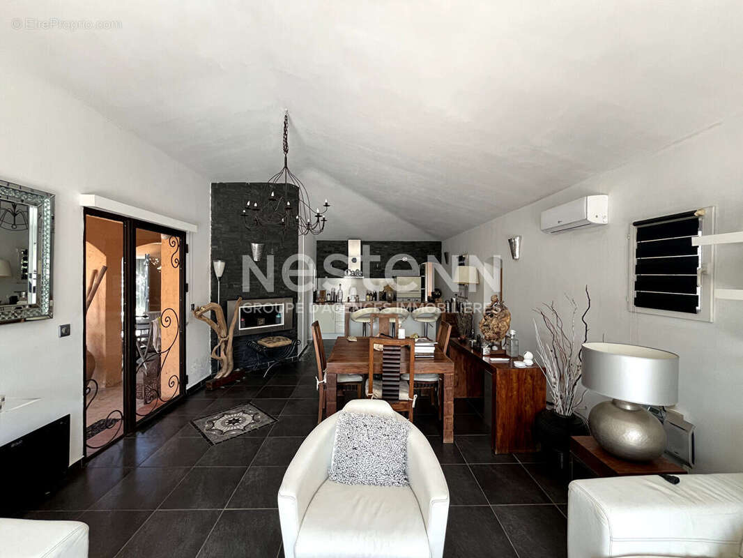 Maison à SAN-GAVINO-DI-CARBINI