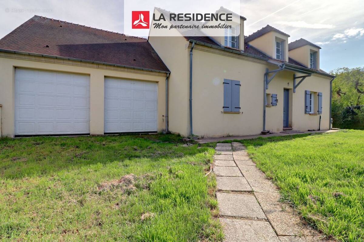 Maison à MAREIL-SUR-MAULDRE