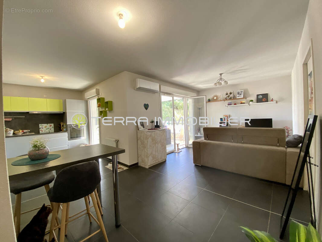 Appartement à SARROLA-CARCOPINO
