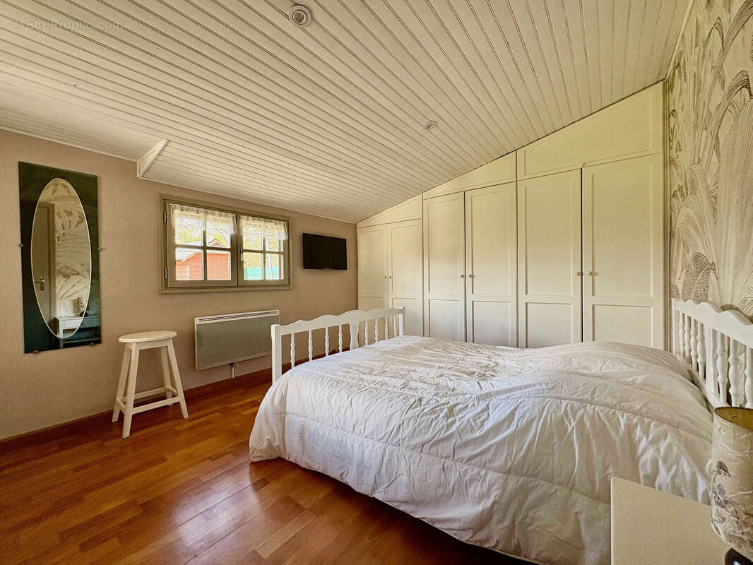 Maison à SAINT-GEORGES-DE-RENEINS