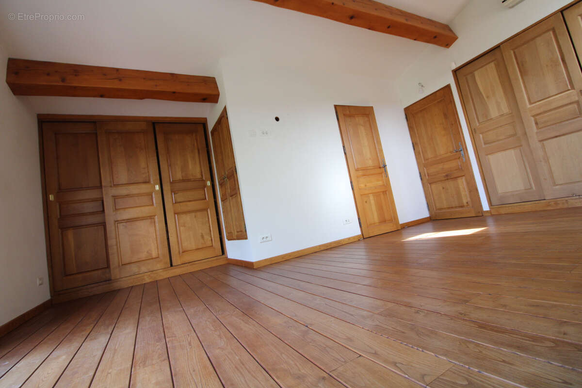 Maison à SAINT-MARTIN-DE-VALGALGUES