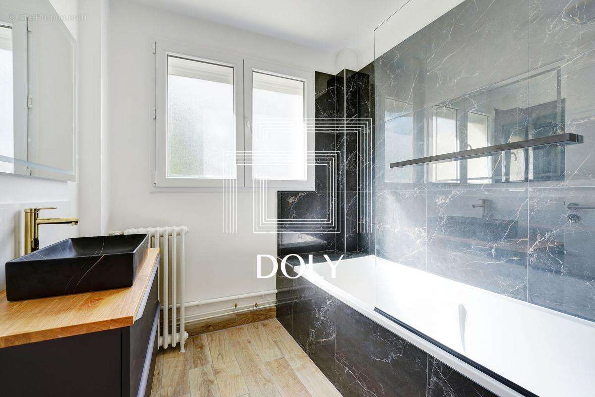 Appartement à SEVRES