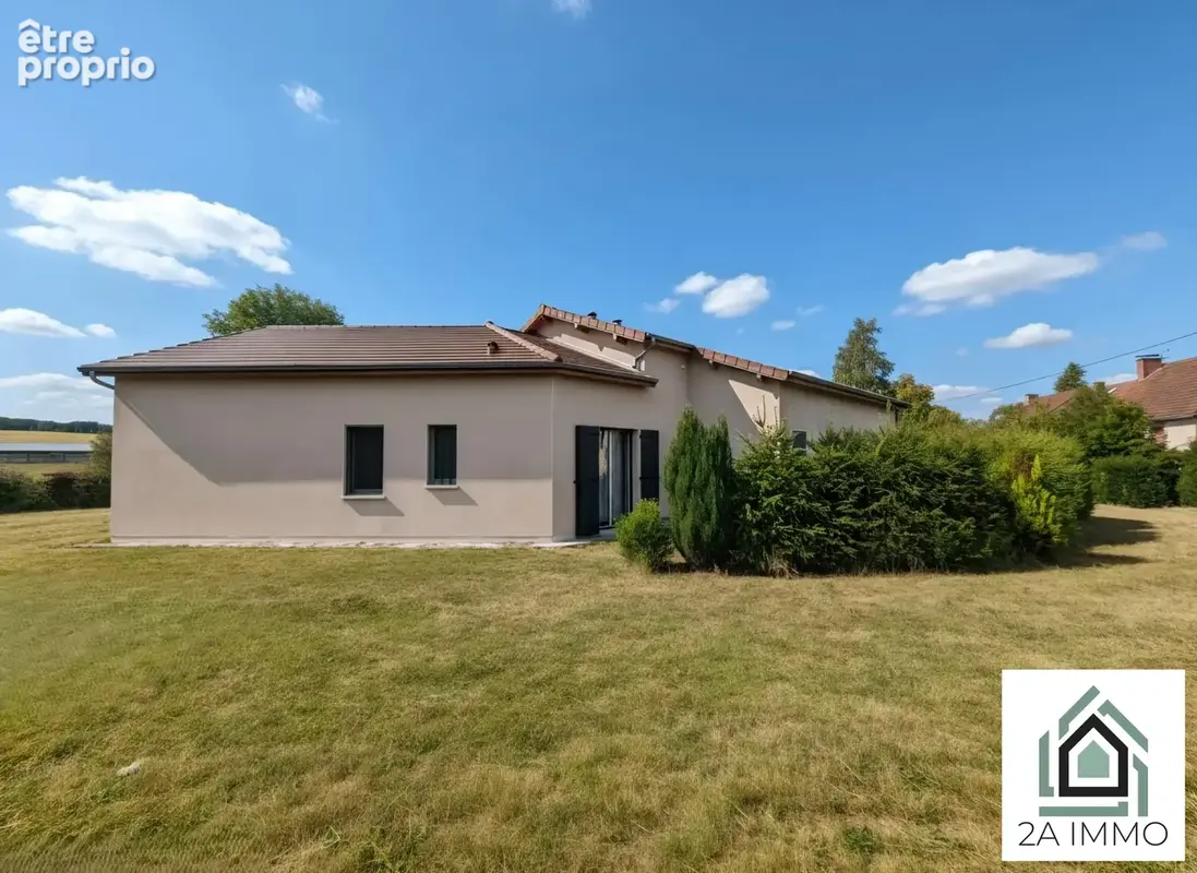 Maison 5 pièces 141 m² à vendre à Pontaumur (63380) - photo 2