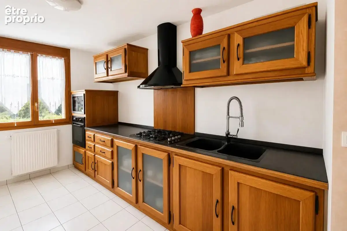 Appartement de 5 pièces de 100 m² à Epagny Metz-Tessy - photo 4