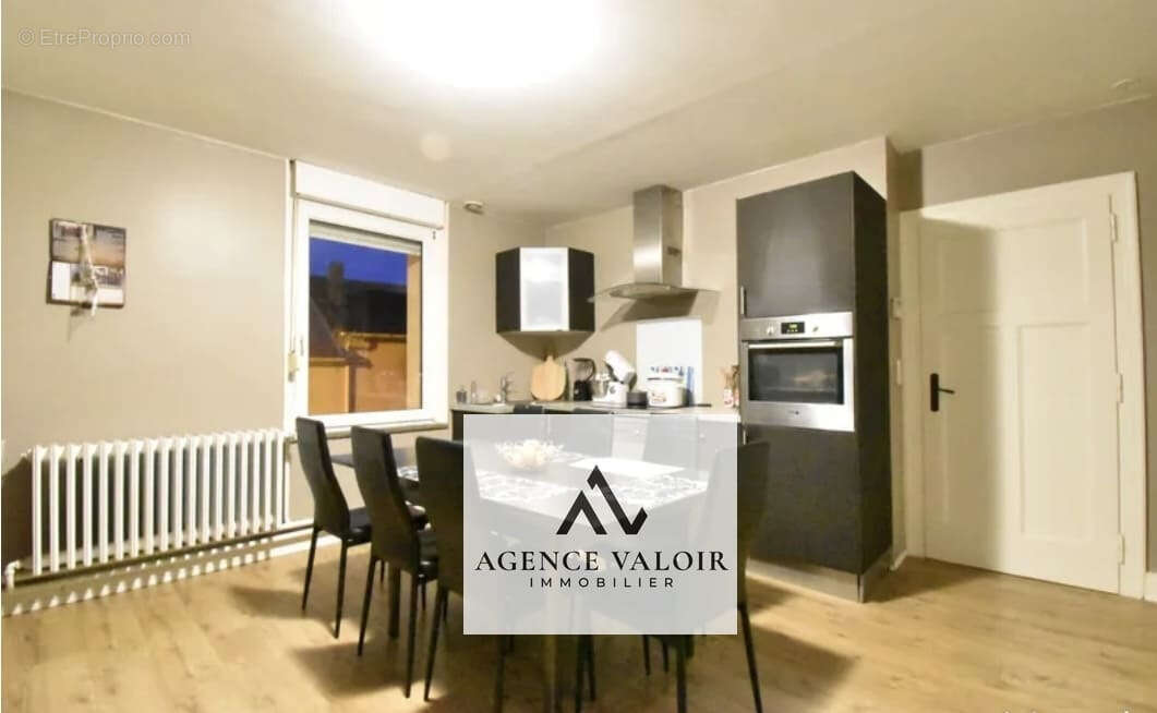 Appartement à REMILLY