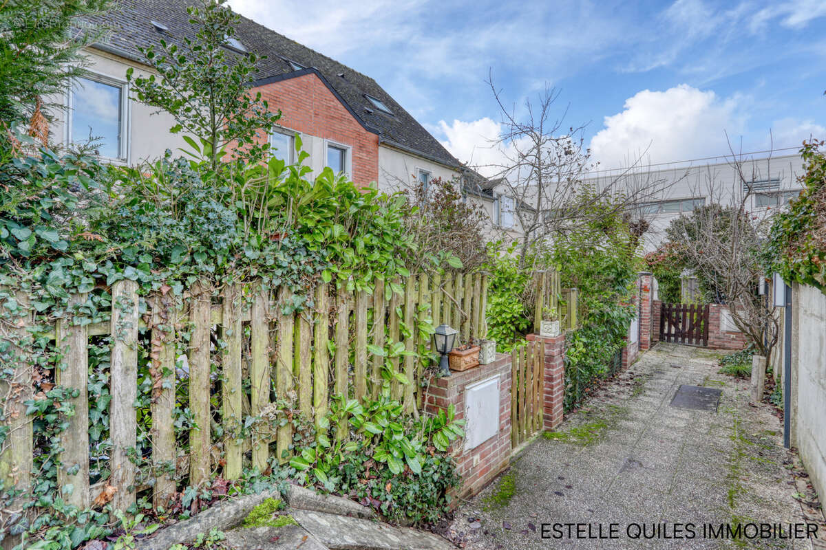 Maison à VERSAILLES