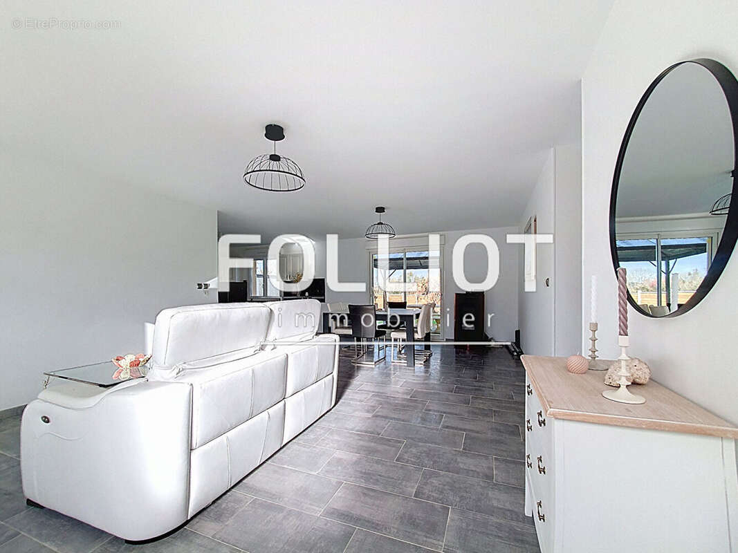 Maison à LA HAYE-DU-PUITS