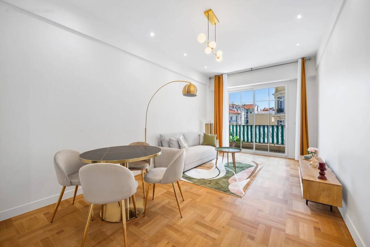 Appartement à NICE