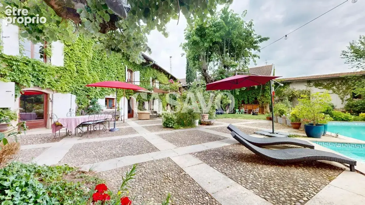 Vente Maison 9 pièces de 312m² - 69650 Saint-Germain-au-Mont-d'Or - photo 2