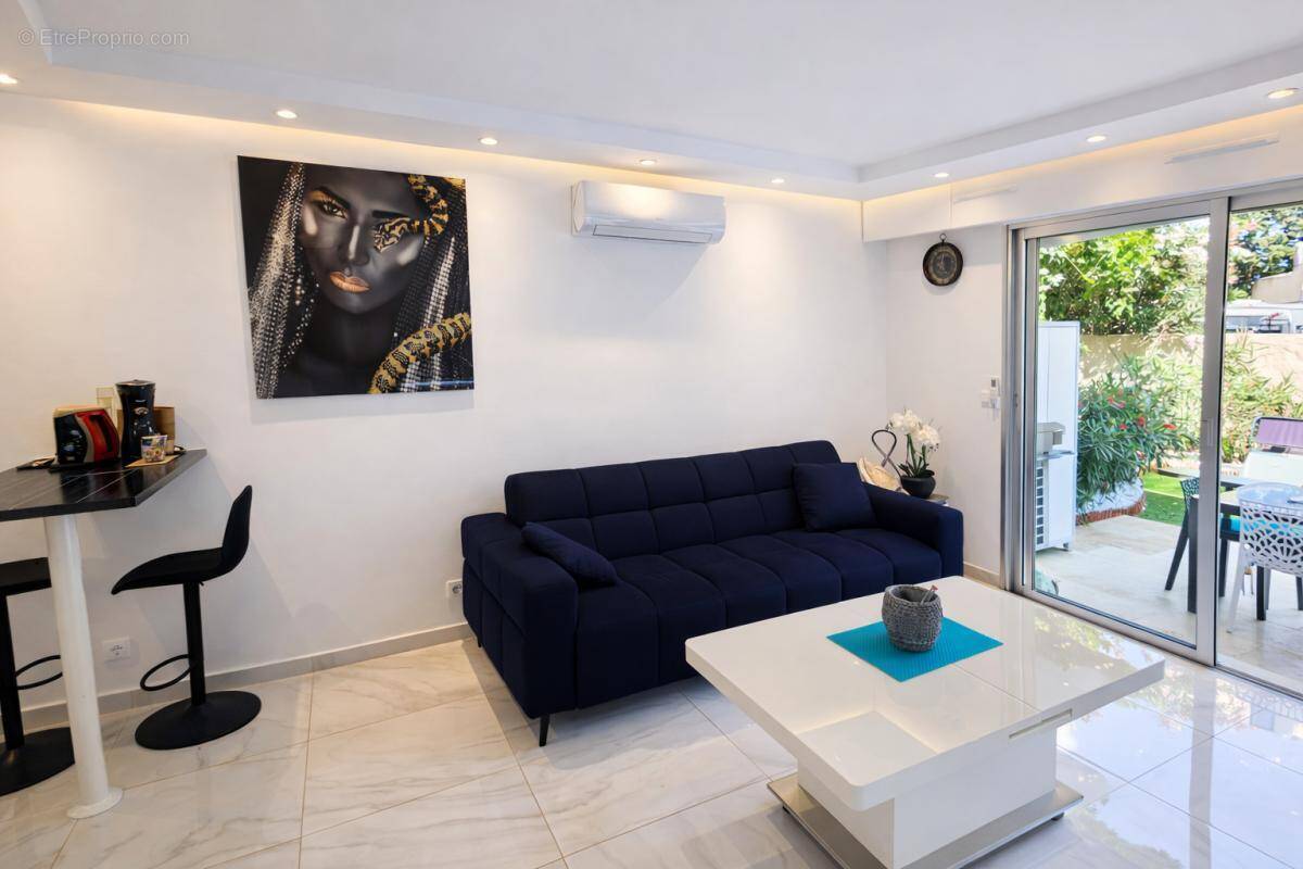 Appartement à FREJUS
