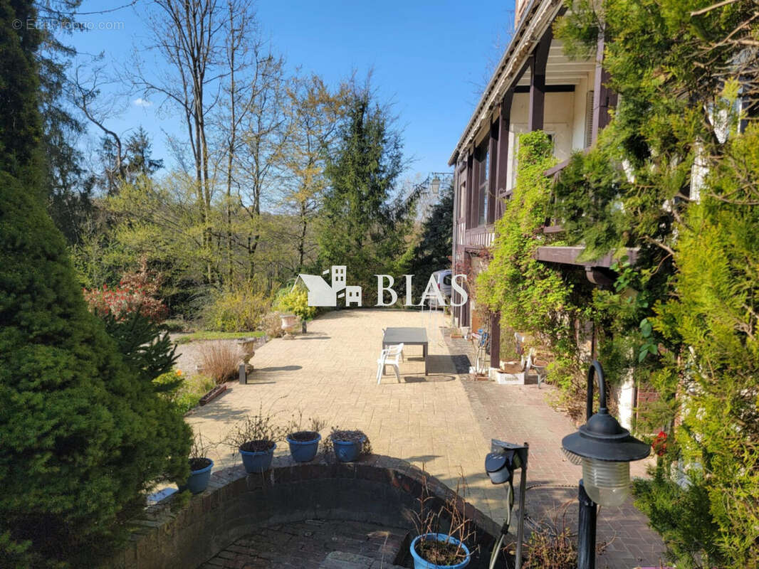 Autre à SAINT-PIERRE-DE-VARENGEVILLE